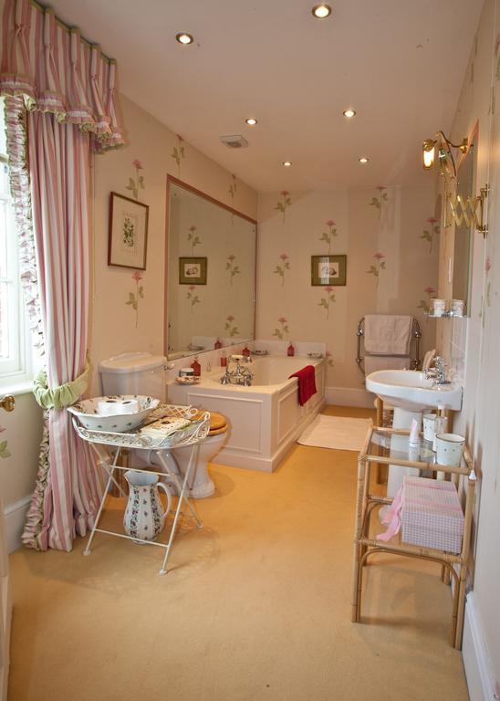 Hôtel Brunton Farmhouse à Collingbourne Kingston Extérieur photo